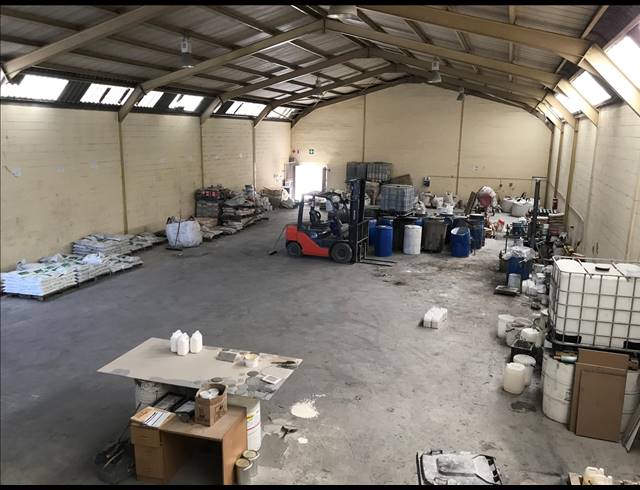 555M² FACTORY FOR SALE IN PAROW CENTRAL